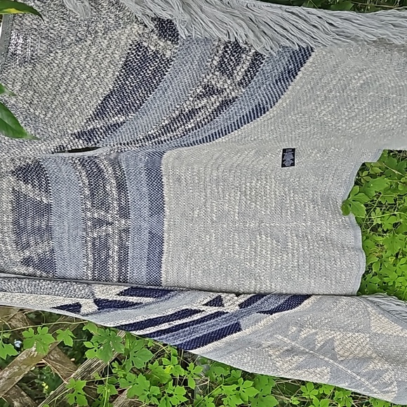 Shades of Blue Bohemian Style Open Front Knit Fringed Long Vest Top Small - Picture 12 of 13